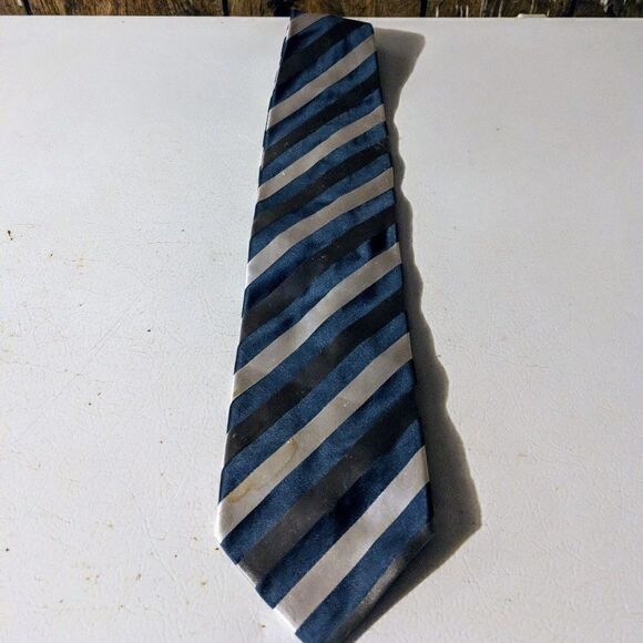 Bachrach 100% Silk Tie, Blue - Picture 1 of 4